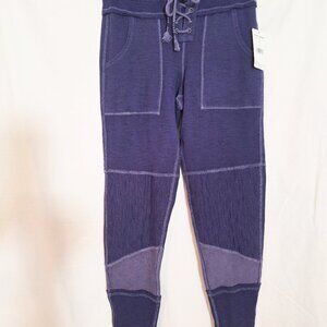 NWT Free People Movement BODHI Leggings M  French Terry Navy